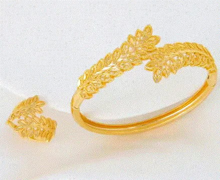 Grace & Glow Woman Bracelet Set