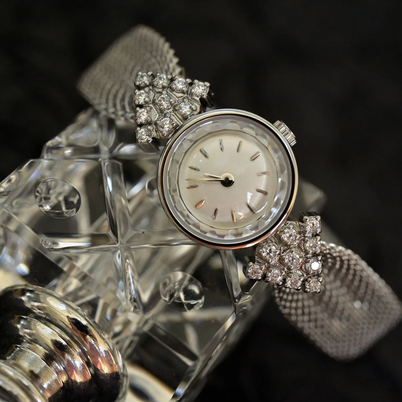 Aurora Diamond Vintage Women’s Quartz